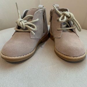 Brand new baby gap toddler lace up booties